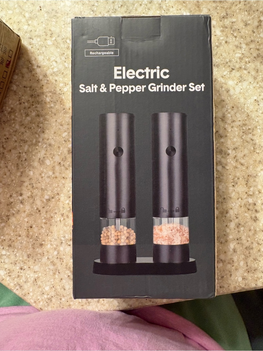 Electric Salt & Pepper Grinder Set - Black Rechargeable-BRAND NEW IN BOX!